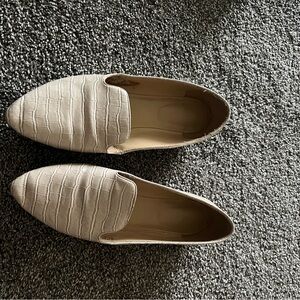 Textured Cream Loafers